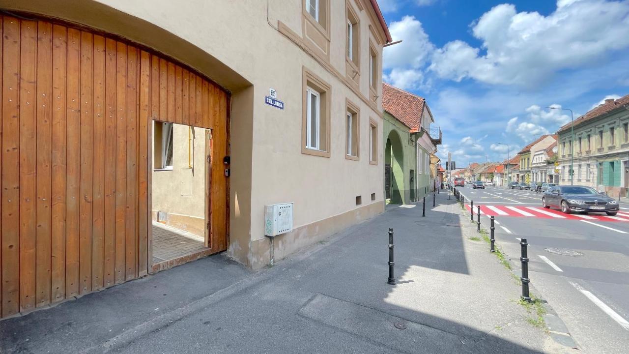 Long Street Suites Braşov Eksteriør billede